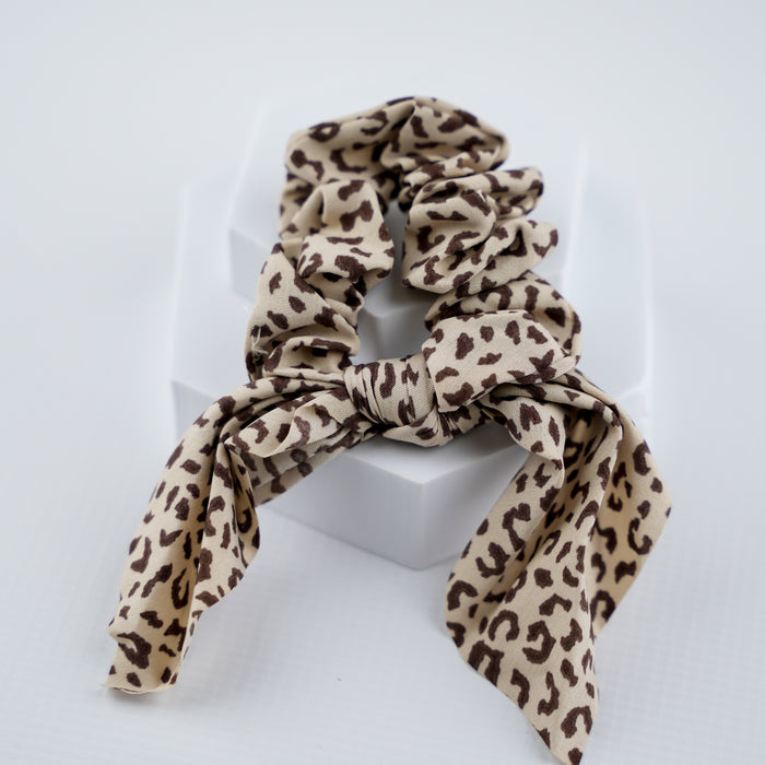 GOOD VIBES by SUM - Leopard Bow Scrunchie